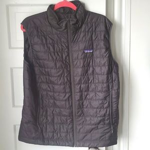 Patagonia quilted grey vest mens large
